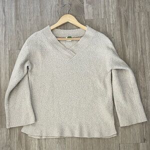 Anthropologie Cream V-Neck Sweater
